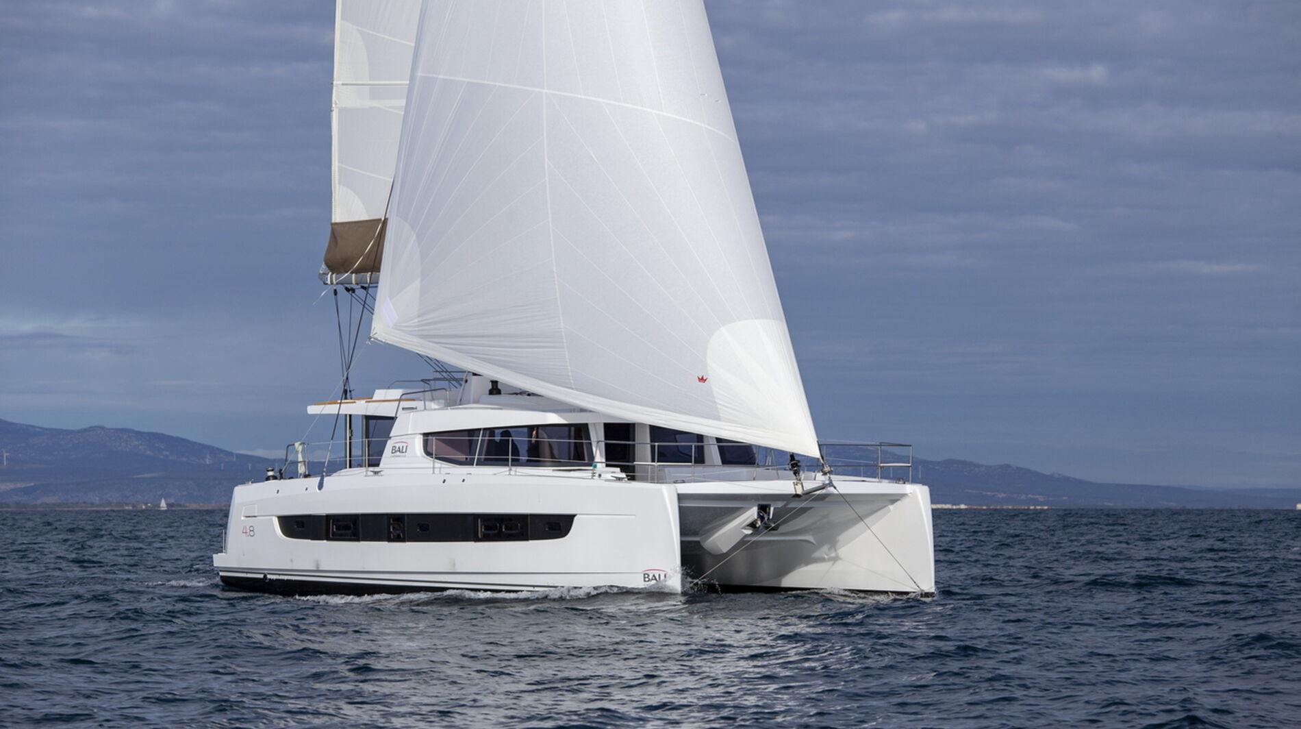 BALI 4.8 (CAT) SKIPPERED *SKIPPER FEES NOT INCLUDED